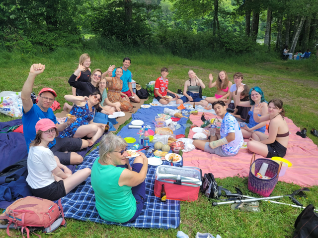 Feier auf der grünen Wiese